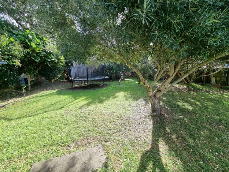 12 Seabreeze Road Narrow Neck_19