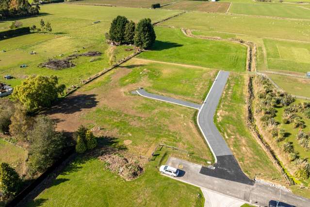 Constitution Avenue Milton_4