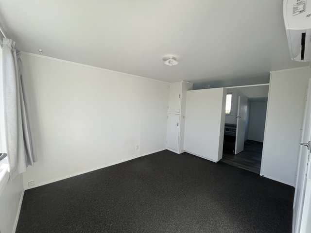 4/58 Weld Street Feilding_1