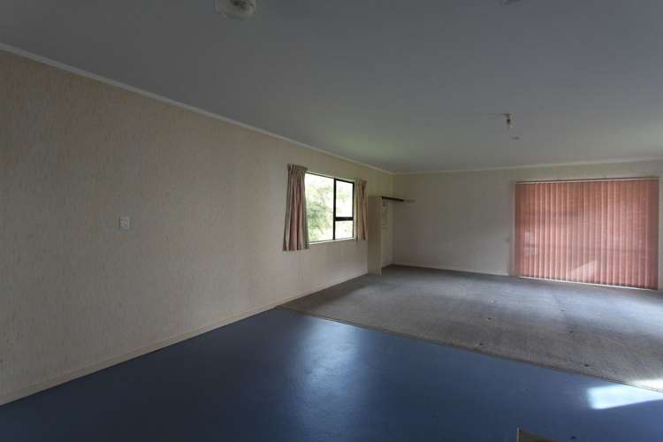 18 Konini Road Titirangi_17