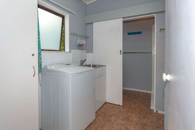 325 The Drive Whangamata_14