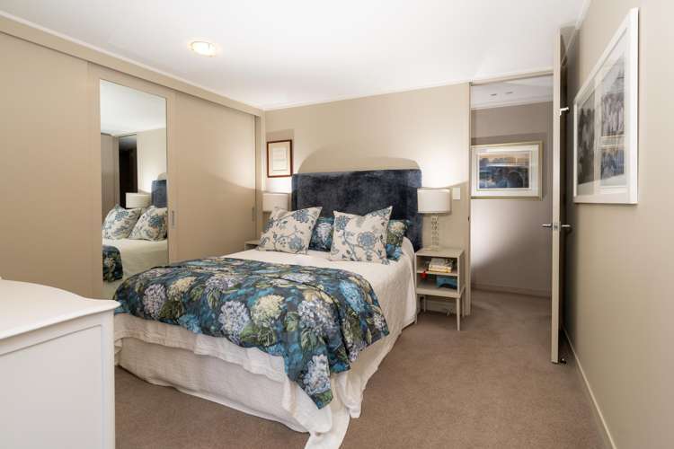 13/32 Hobson Street Thorndon_10