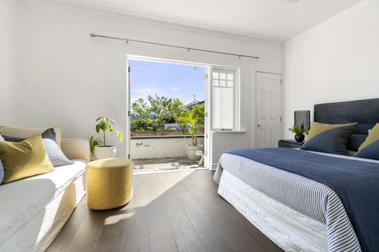 1 Ascot Avenue Narrow Neck_20