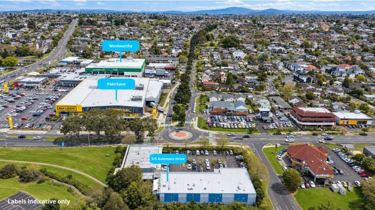 5/5 Aviemore Drive Highland Park_17