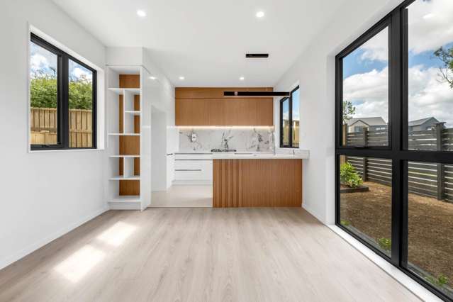 1/7 Edgar Pearce Place Howick_3