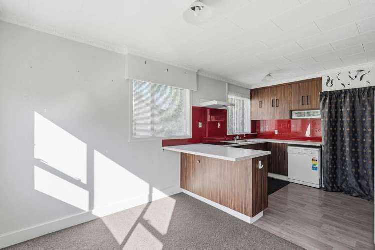 206 Kelvin Street Avenal_8