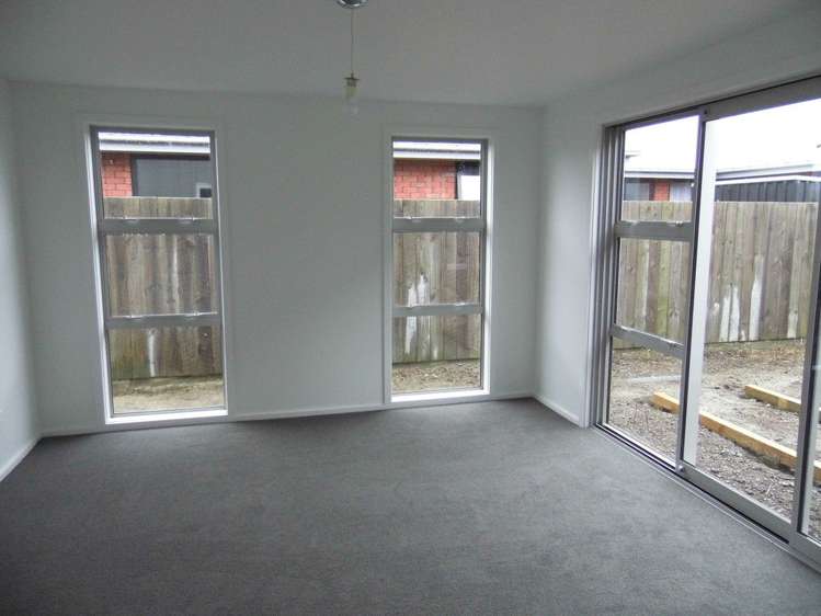 2 Somerset Grove Allenton_7