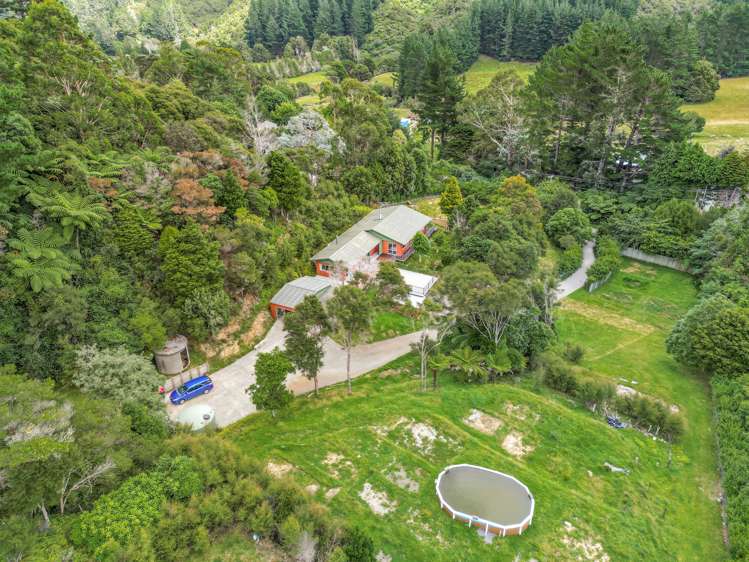 336 Moores Valley Road Wainuiomata_28