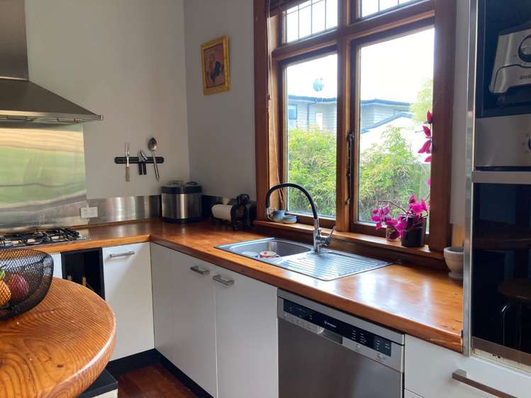 202 England Street Linwood_5