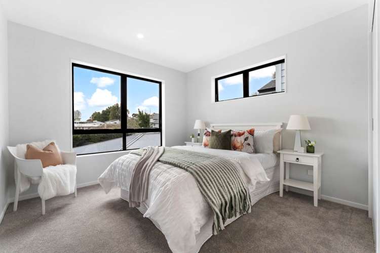 76A Bond Crescent Forrest Hill_12