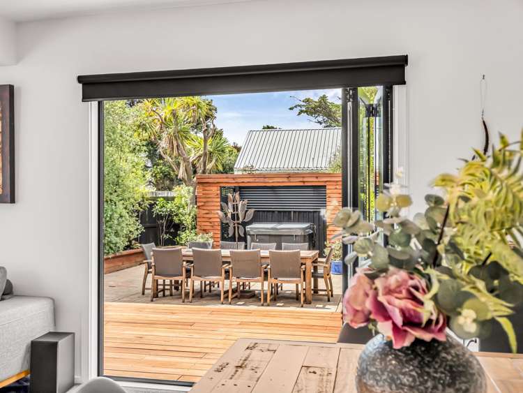 151 Rocking Horse Road Southshore_12