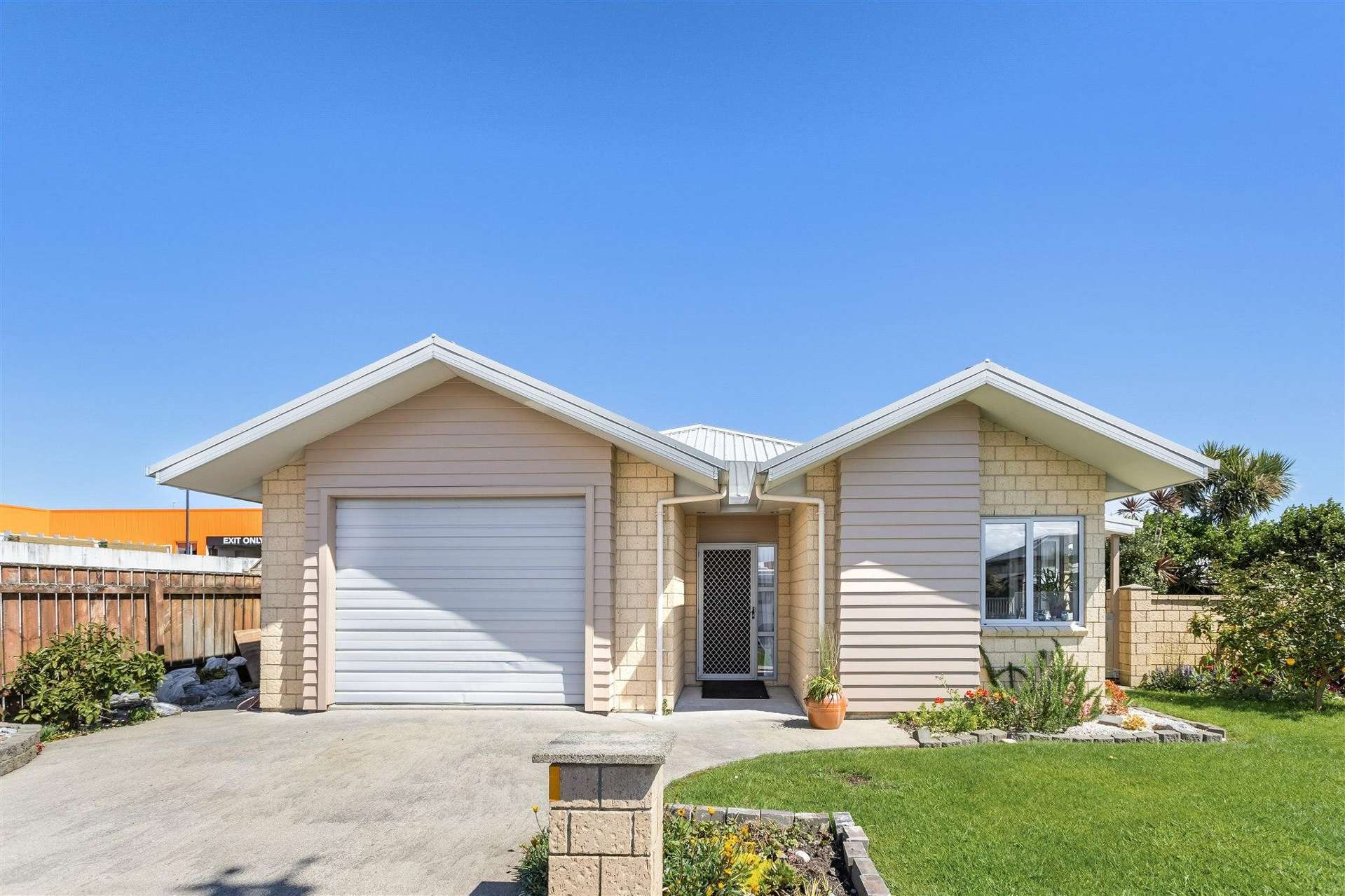 30 Russell Street Westport_0