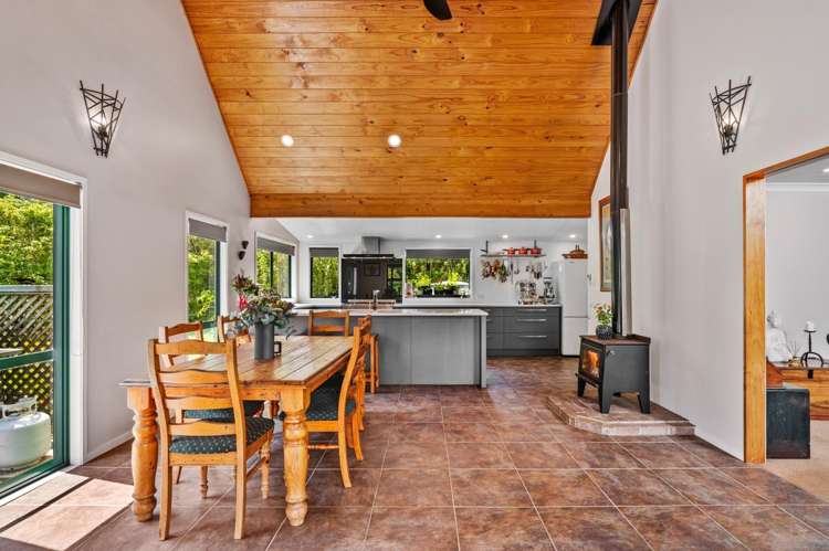 63c Lowe Road Whakamarama_23