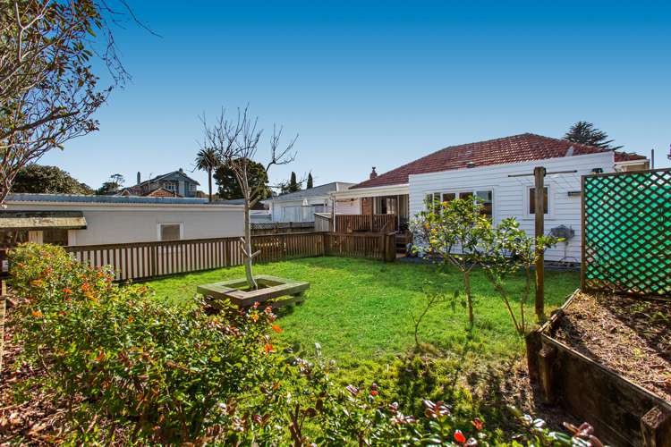 72 Moana Avenue One Tree Hill_9