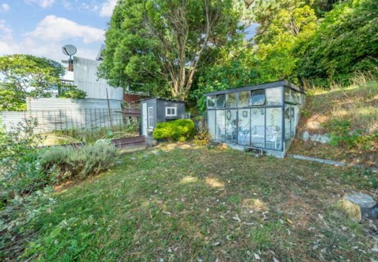 121 Wainuiomata Road Wainuiomata_16