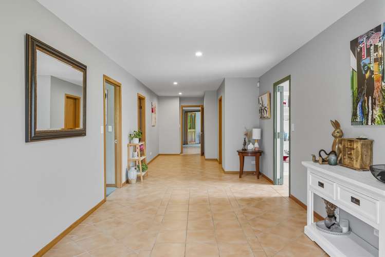 2 Southleigh Raumati South_10