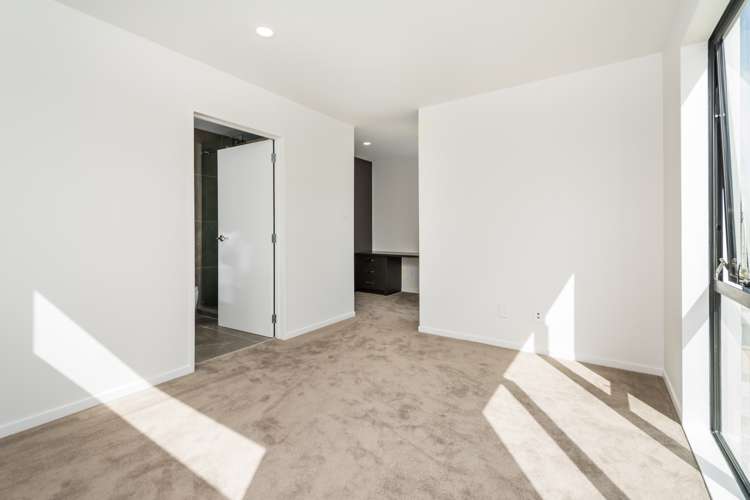 7 Pihoihoi Place Hobsonville_10