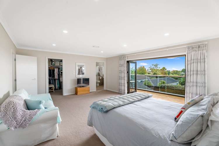 84 Intrepid Crescent Beachlands_14