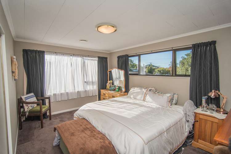 15 Barnes Street Glenwood_13