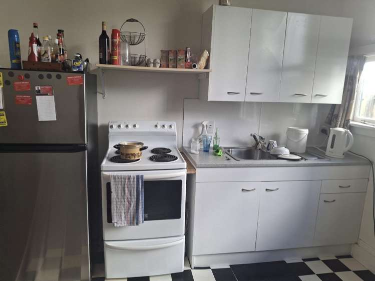 2/33 Gloucester Street 1419_1