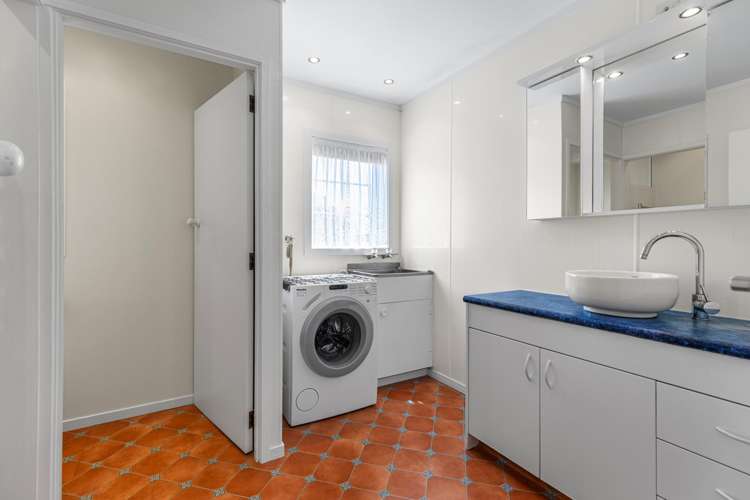 1 Matua Road Matua_20