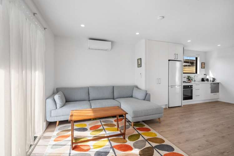 1/4 Mead Street Avondale_2