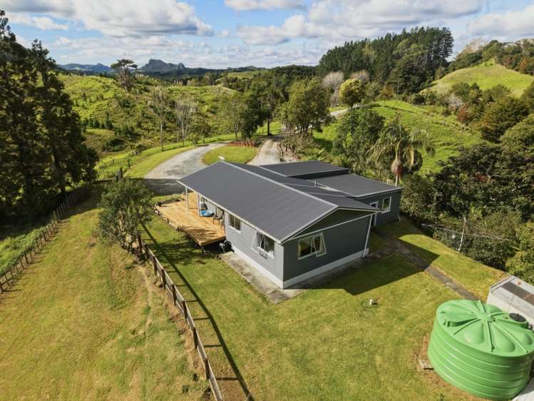 1048 Otangaroa Road_1