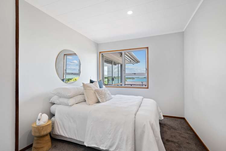 1 Hawkes Street Onerahi_13