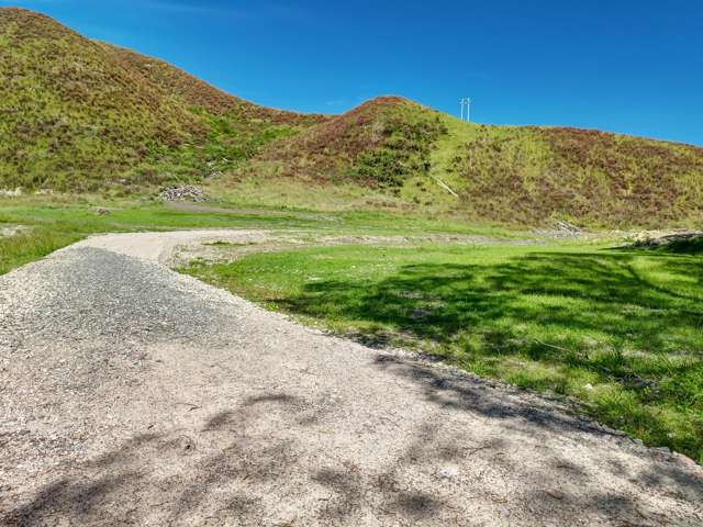 Longacre Road Okoia_4