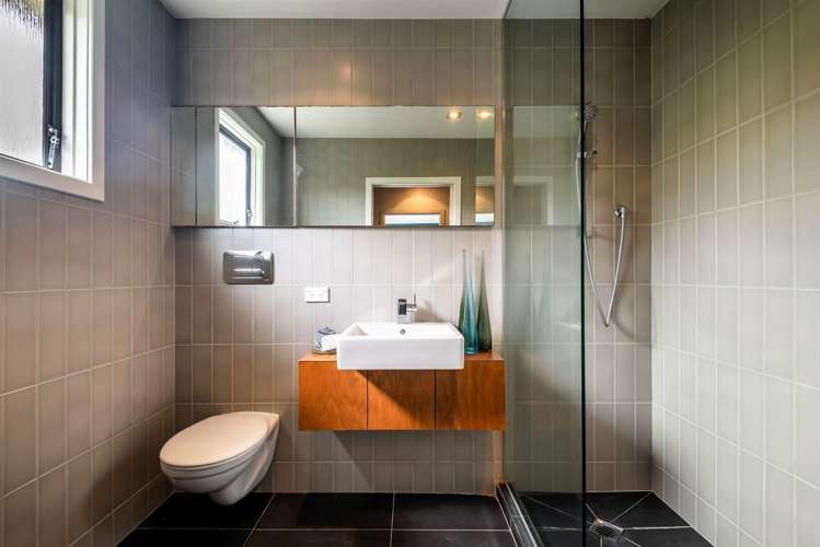 13a Regent Street Devonport_13