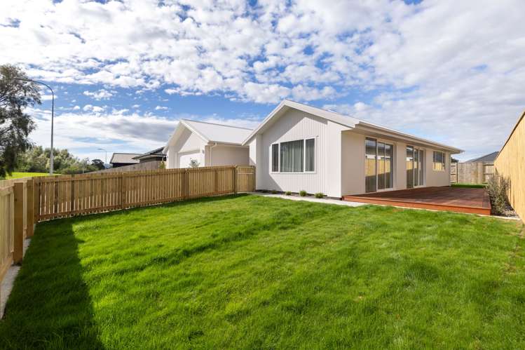 44 Solitude Crescent Kelvin Grove_31