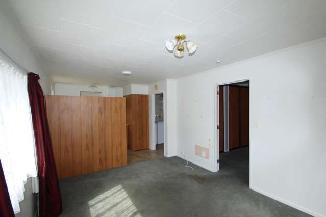 4/23 Devon Street Stoke_4