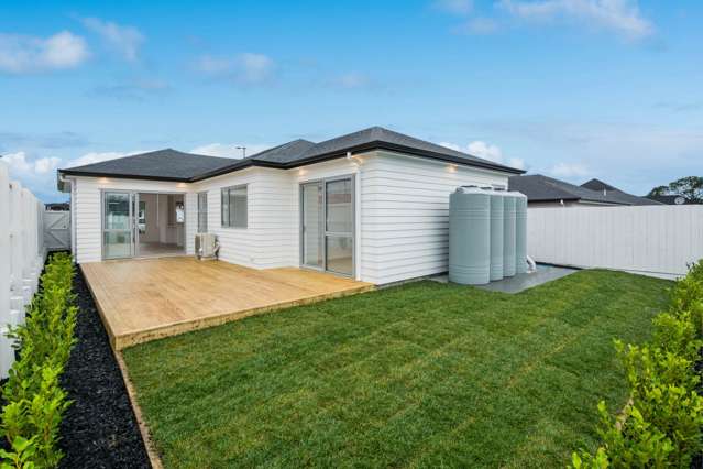 11 Spark Road Wainui_1