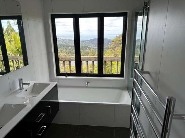 168 Scenic Drive Titirangi_2