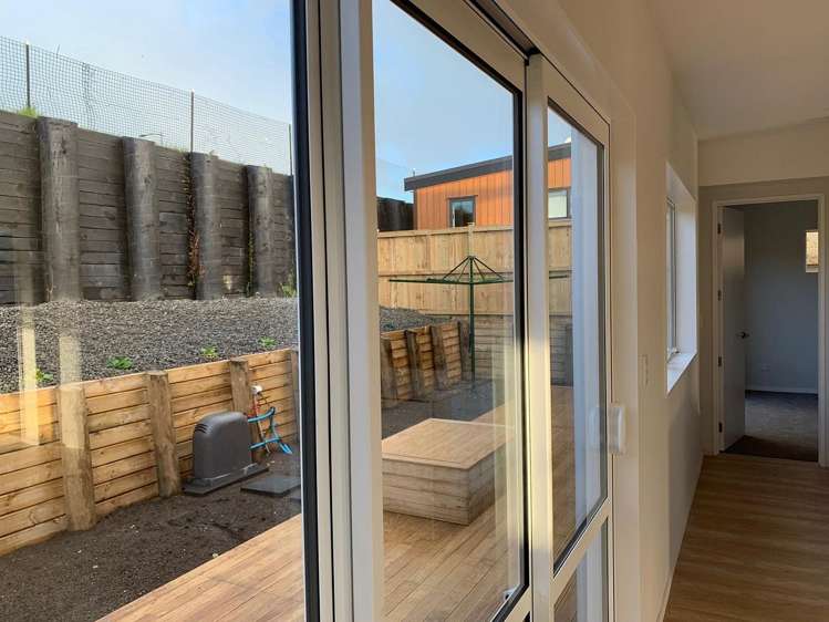 34 Matahae Drive Flat Bush_4