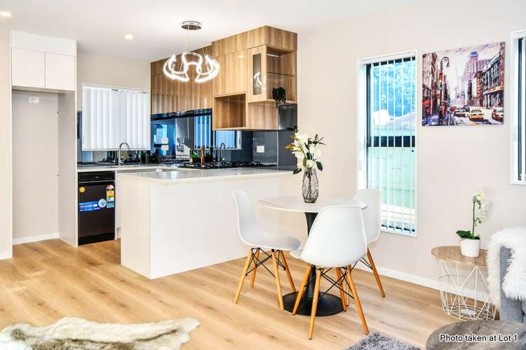 11/27 Landscape Road Papatoetoe_5