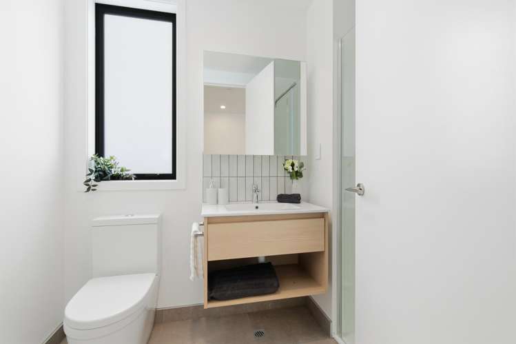 4 William Earp Place Tawa_10