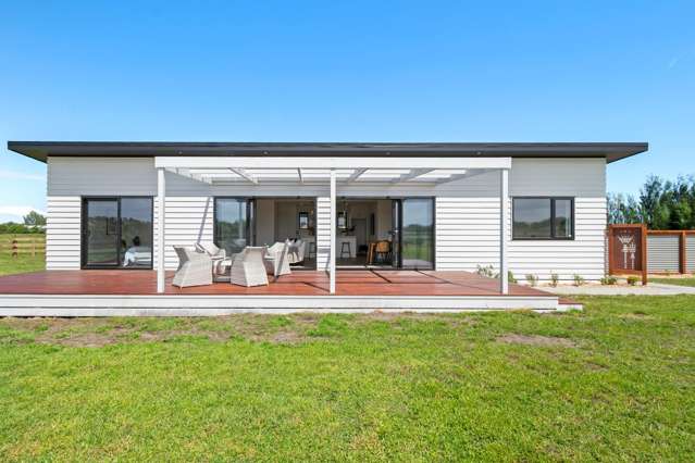  1121 Parewanui Road Parewanui_1