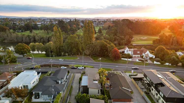 902 River Road Queenwood_21