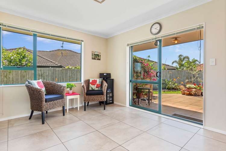9 Castlehill Court Wattle Downs_7