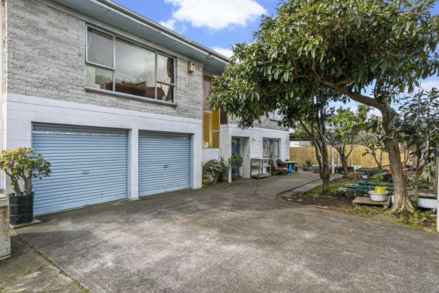 1/2 Roslyn Road Mt Wellington_2