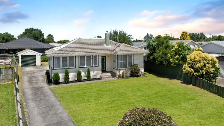 77 Sefton Crescent Chartwell_1