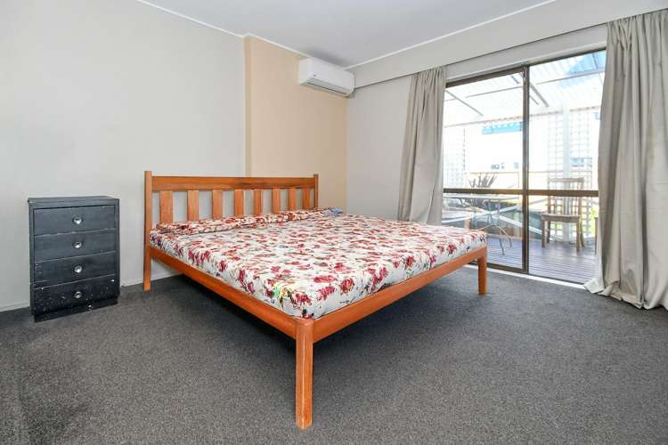 2/37 Hillside Road_3