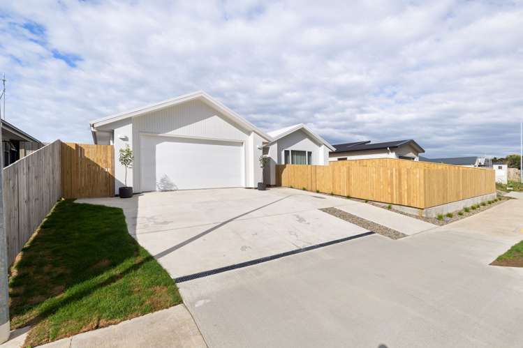 44 Solitude Crescent Kelvin Grove_30