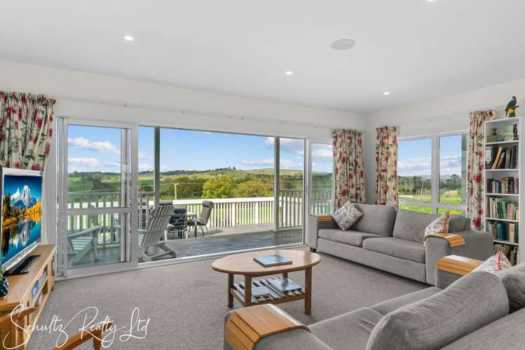 70 Te Pahi River Drive Maungaturoto_16