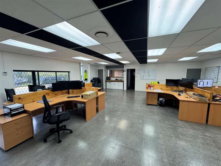 53 Tidal Road Mangere_4