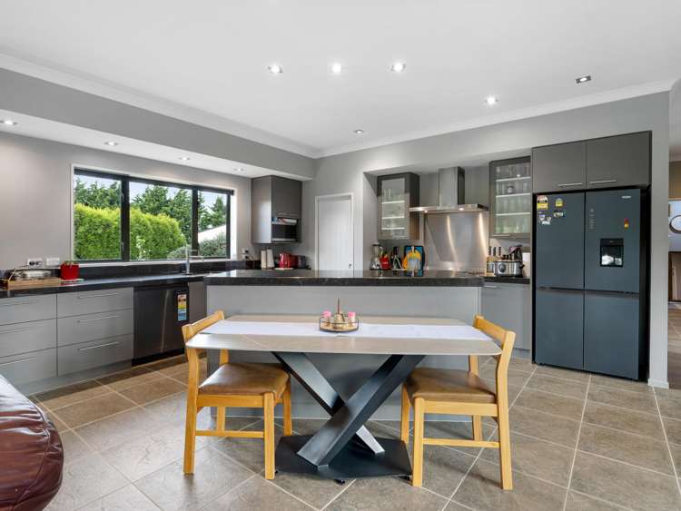 8 Devine Drive Rolleston_13