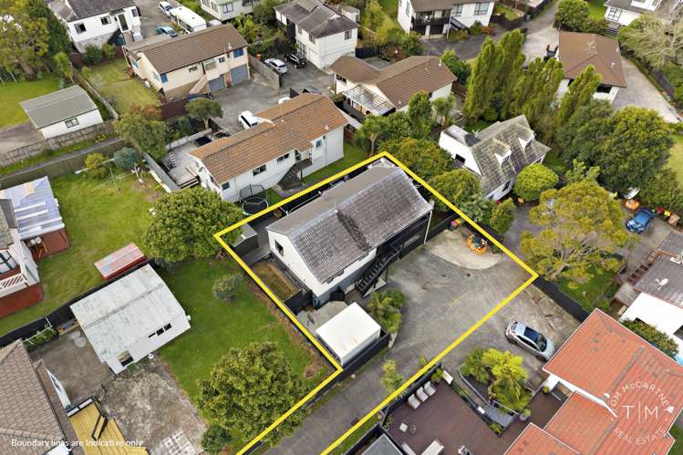 1/150 Bradbury Road Botany Downs_20