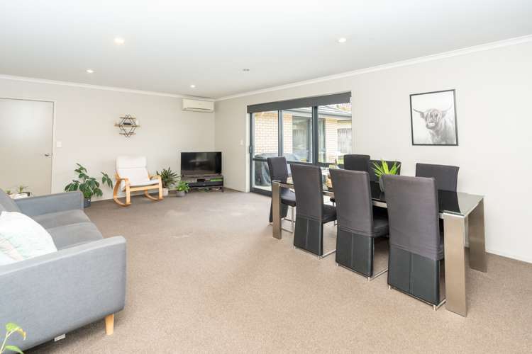 32 Nielsen Gardens Rototuna_19