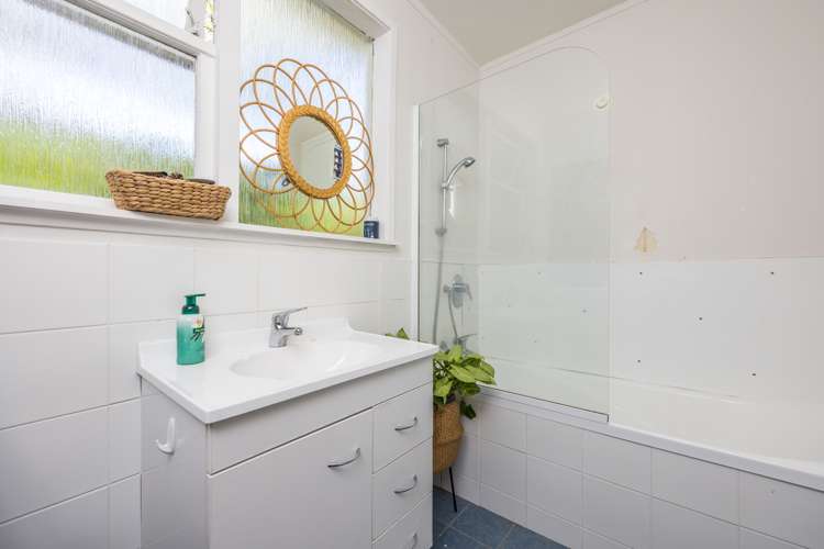 11 Kauri Road Birkenhead_16